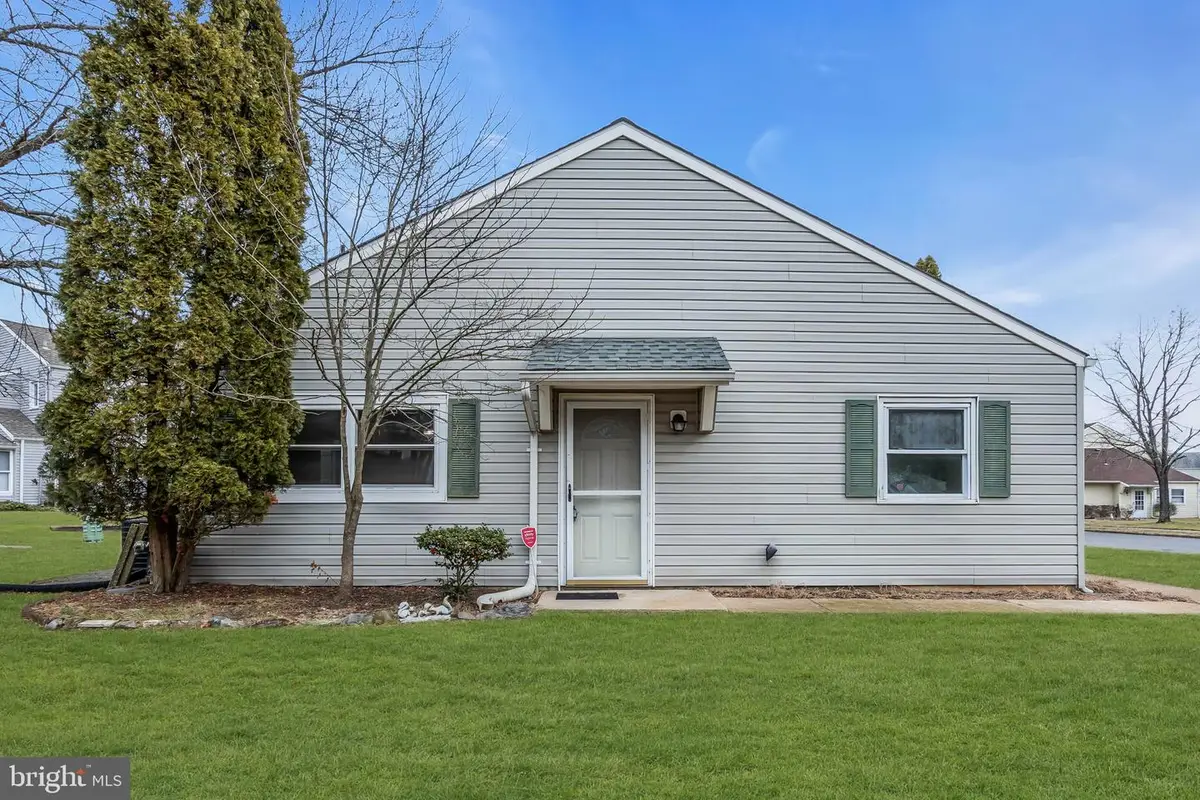 24 South Seas Ct, Barnegat, NJ 08005 - Image #1