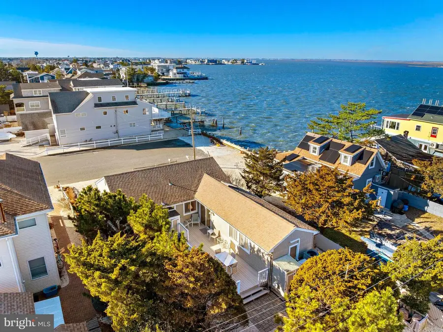 9 W 79th St, Harvey Cedars, NJ 08008 - Image #2