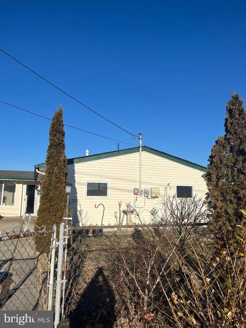 149 E Susquehanna Dr, Little Egg Harbor Township, NJ 08087 - Image #2