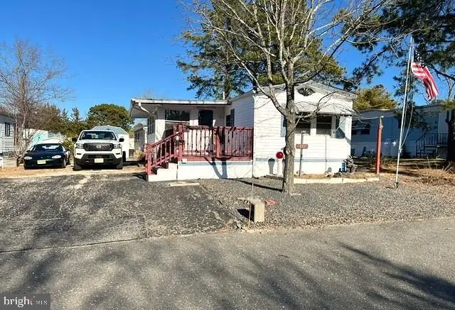 101 Magnolia Dr, Barnegat, NJ 08005 - Image #2