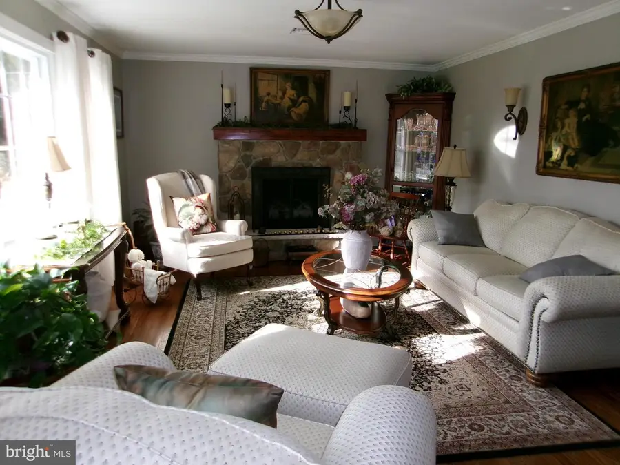 22 Nugentown Rd, Tuckerton, NJ 08087 - Image #2