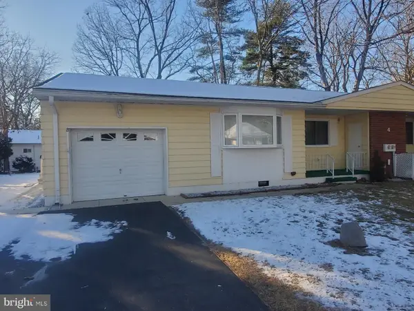 4 Wyoming Dr #b, WHITING, NJ 08759