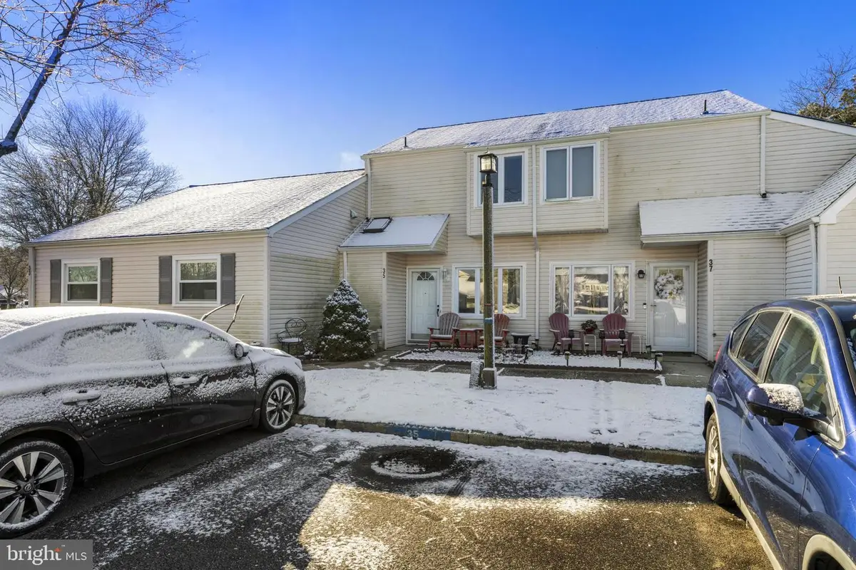 35 S South Seas Ct, Barnegat, NJ 08005 - Image #1