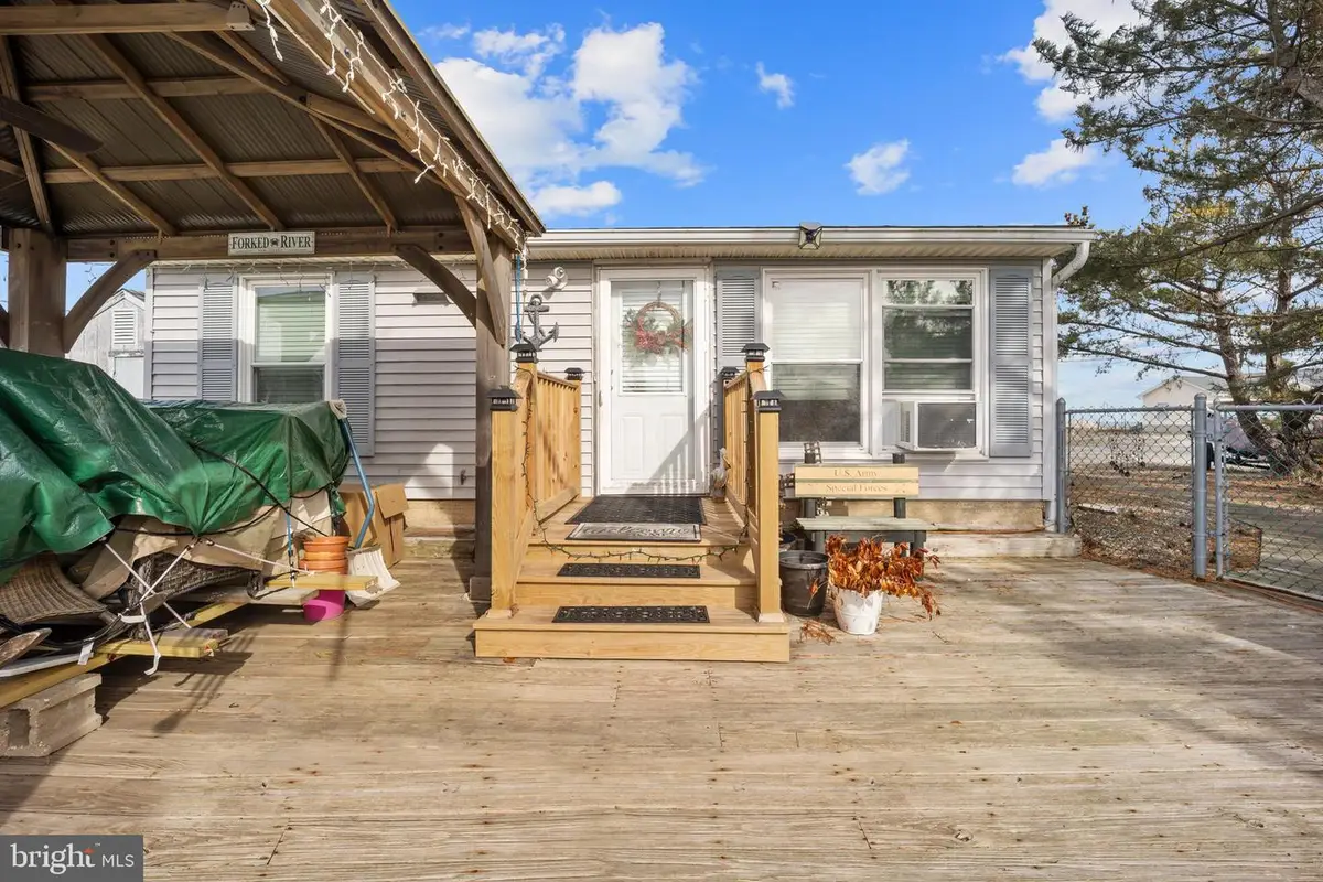 1407 Riverview Dr, Forked River, NJ 08731 - Image #1