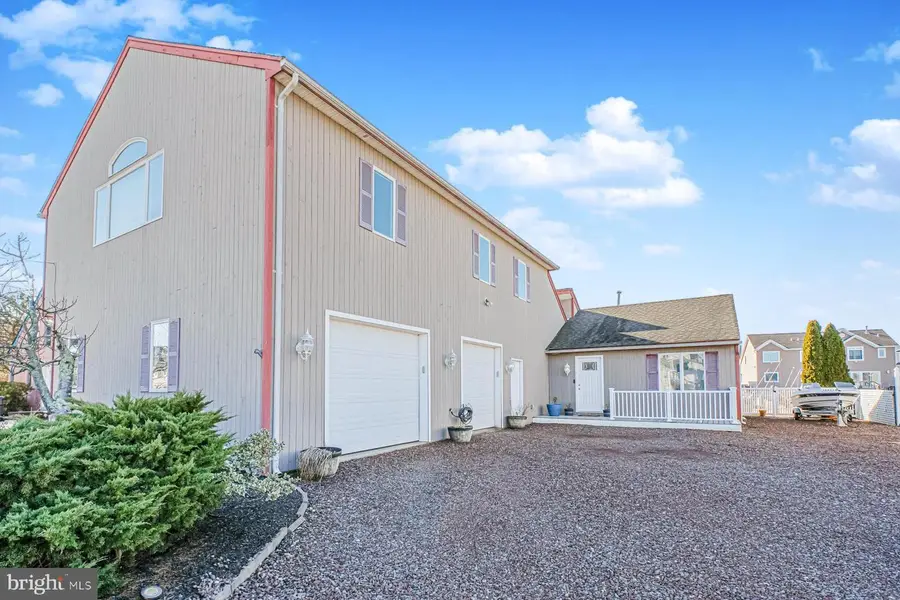 943 Jennifer Lane, Manahawkin, NJ 08050 - Image #2