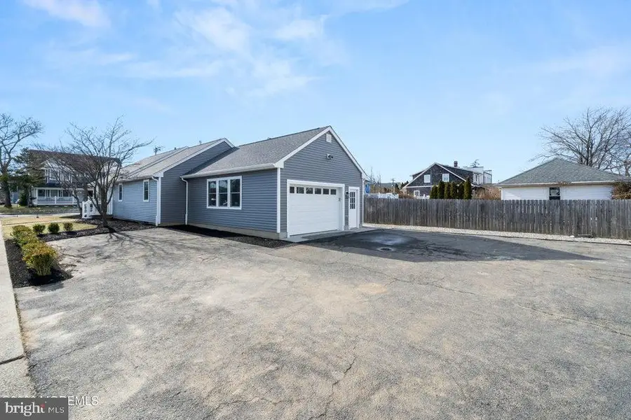 501 Forman Ave, Point Pleasant Beach, NJ 08742 - #3