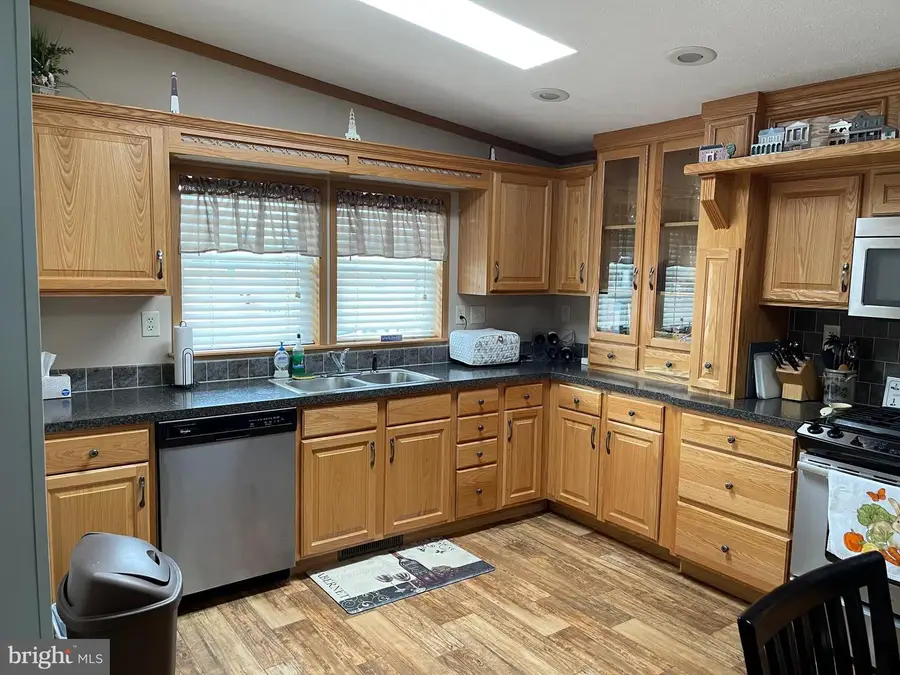 8 Baltimore Ave, Stafford, NJ 08050 - #2