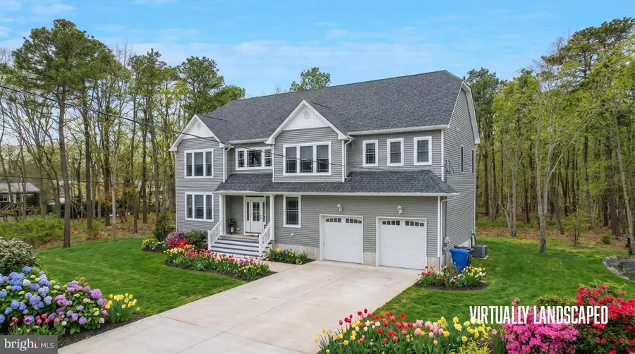 674 Dunedin St, Toms River, NJ 08753 - #2