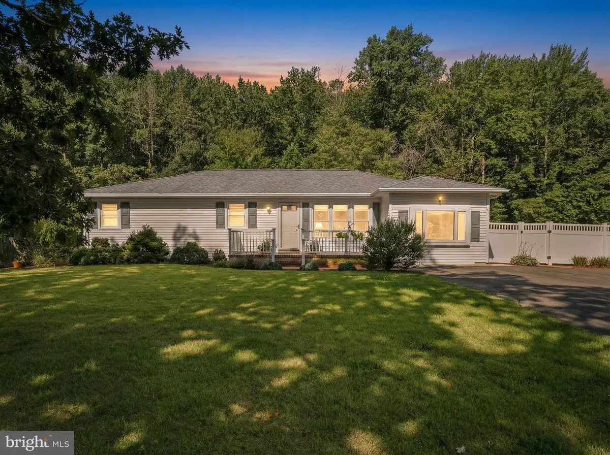 19 Highbridge Rd, New Egypt, NJ 08533 - #1