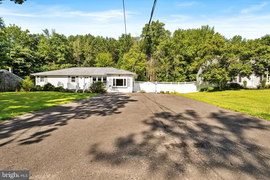 19 Highbridge Rd, New Egypt, NJ 08533 - #3