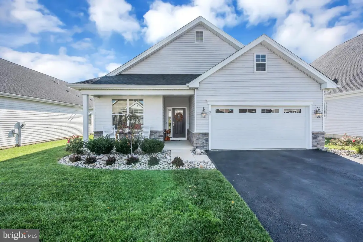 35 Saratoga Rd, New Egypt, NJ 08533 - #1