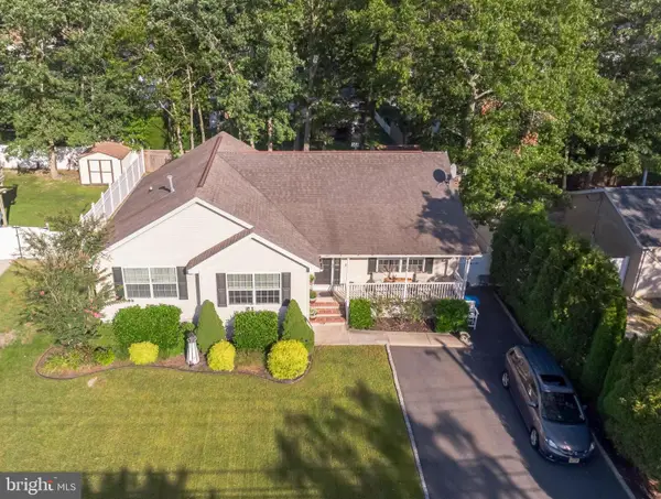 491 Lighthouse Dr, MANAHAWKIN, NJ 08050