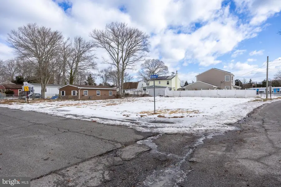 302 Falcon Dr, Tuckerton, NJ 08087 - #2