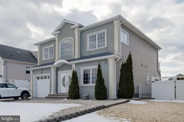 27 W Mohawk Dr, TUCKERTON, NJ 08087