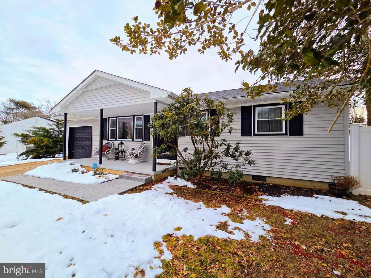 203 Lake Placid Dr, Little Egg Harbor, NJ 08087 - #1