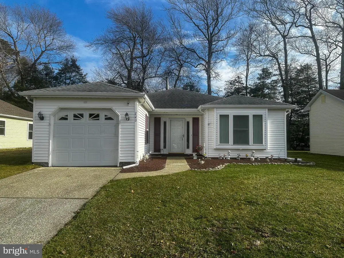 223 Lantern Pl, Tuckerton, NJ 08087 - #1