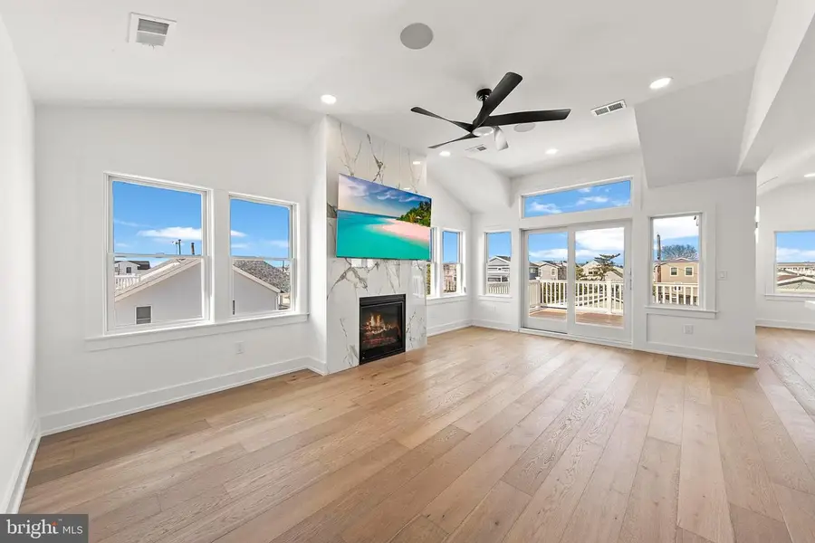 Address Withheld By Seller, Surf City, NJ 08008 - #3