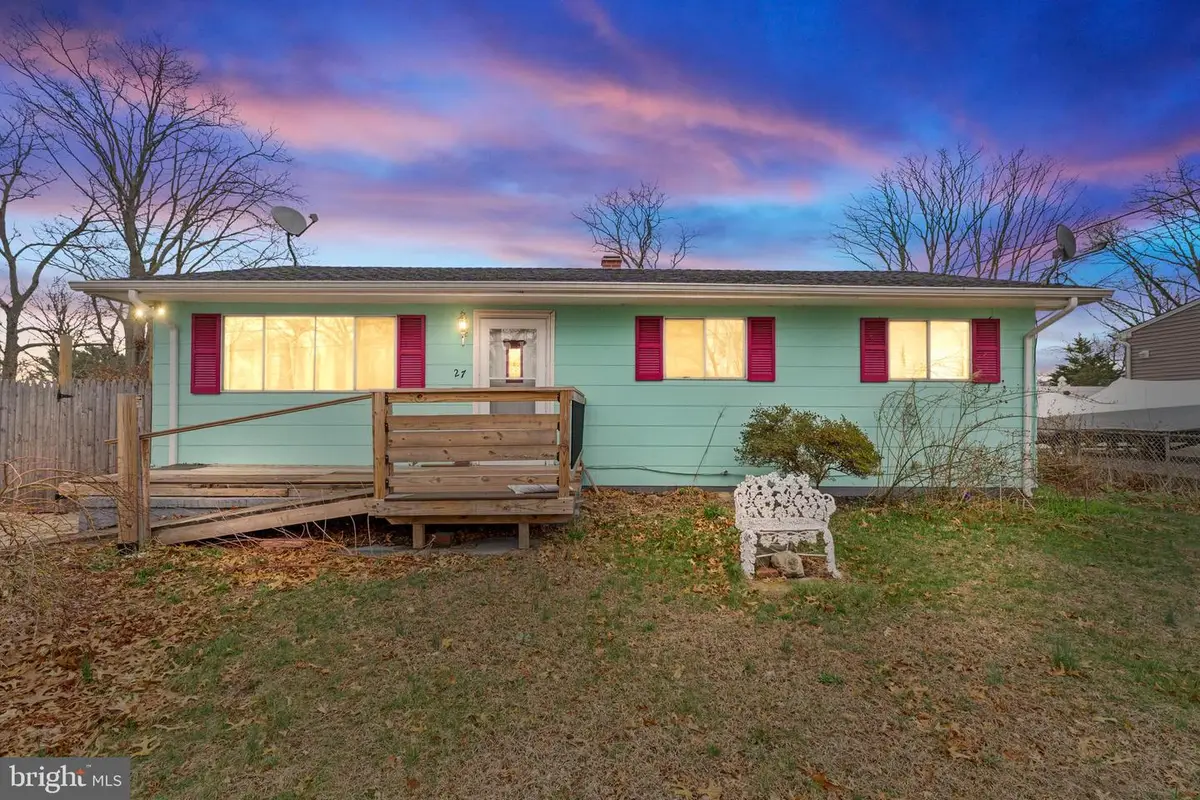 27 Sylvan Lake Blvd, Bayville, NJ 08721 - #1