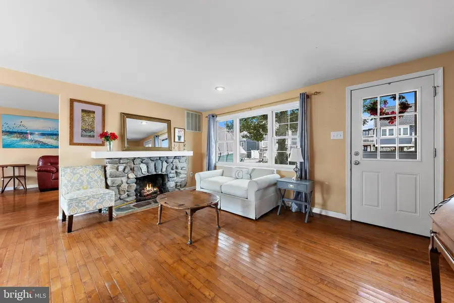 56 Jeffrey Drive, Manahawkin, NJ 08050 - #2