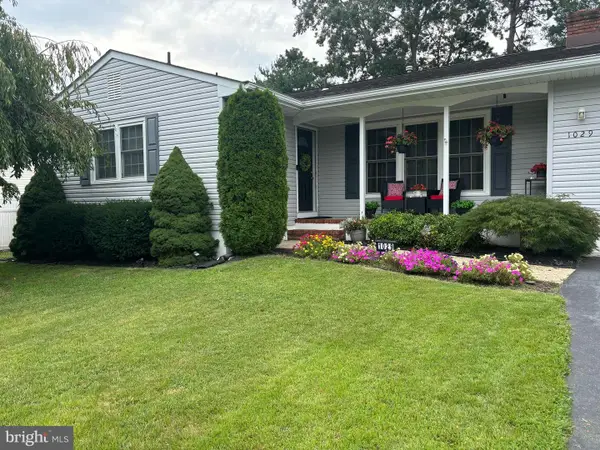 1029 Beach Lane, MANAHAWKIN, NJ 08050