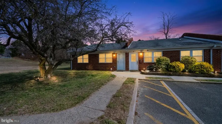 52 Breeze Ct, Brick, NJ 08724 - #2