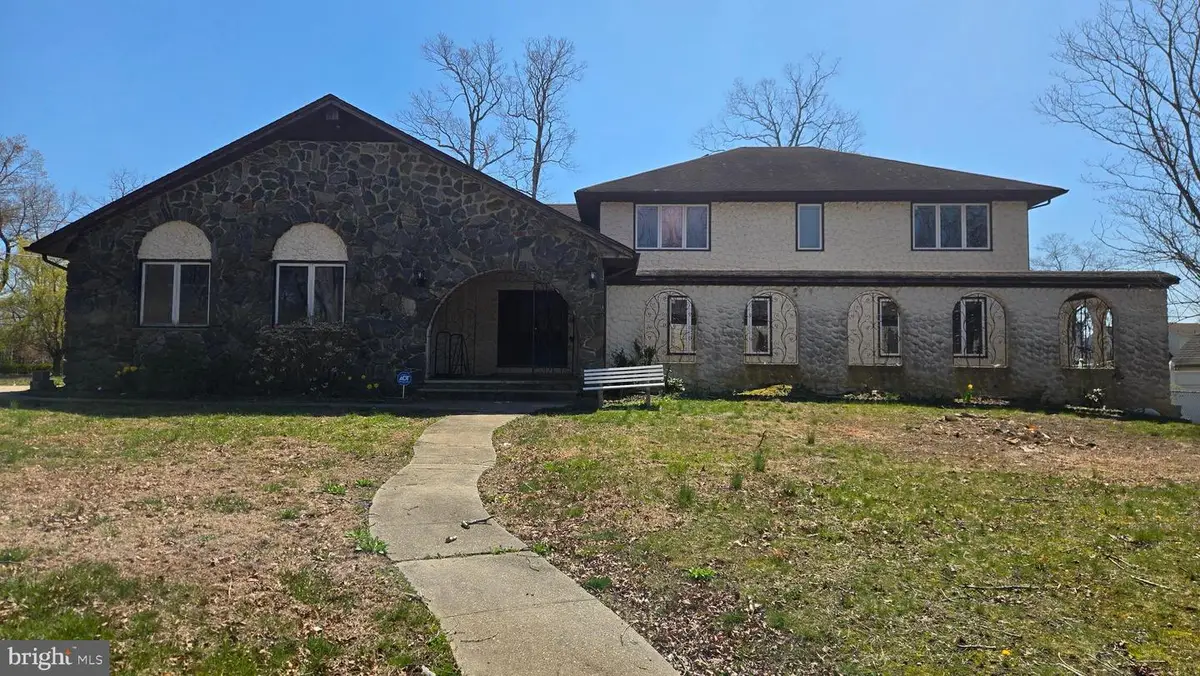 919 Somerset Dr, Toms River, NJ 08753 - #1