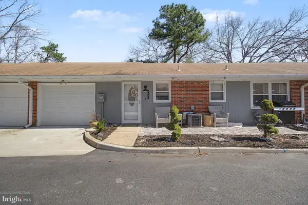 390-c Picardy Ct, LAKEWOOD, NJ 08701