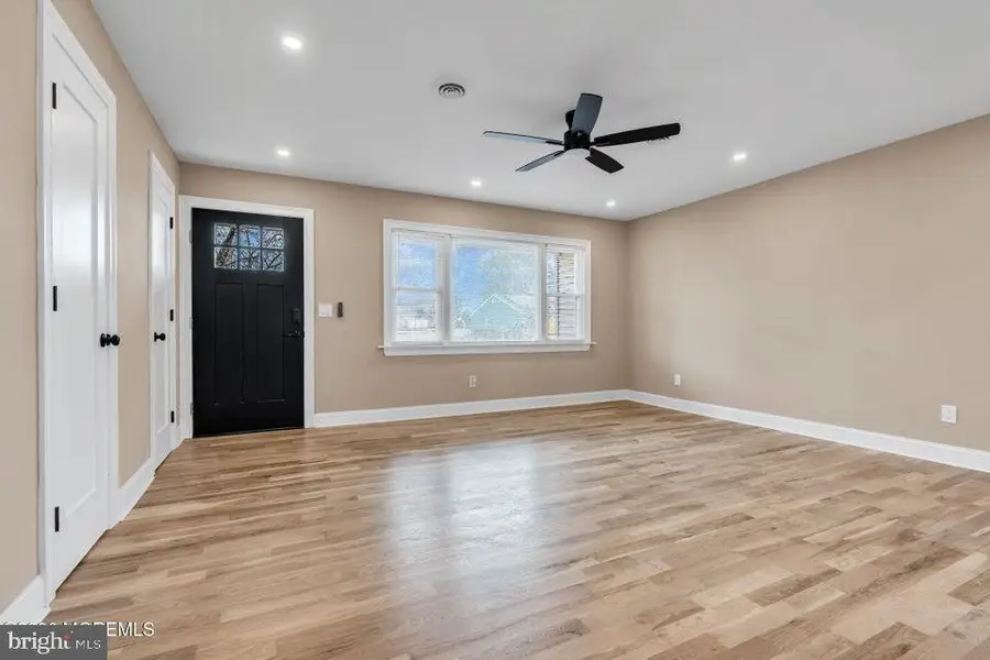 77 Brakenbury Dr, Toms River, NJ 08757 - #2