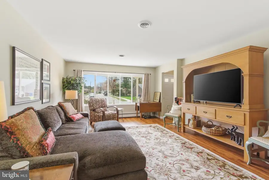 60 Whitmore Dr, Toms River, NJ 08757 - #3