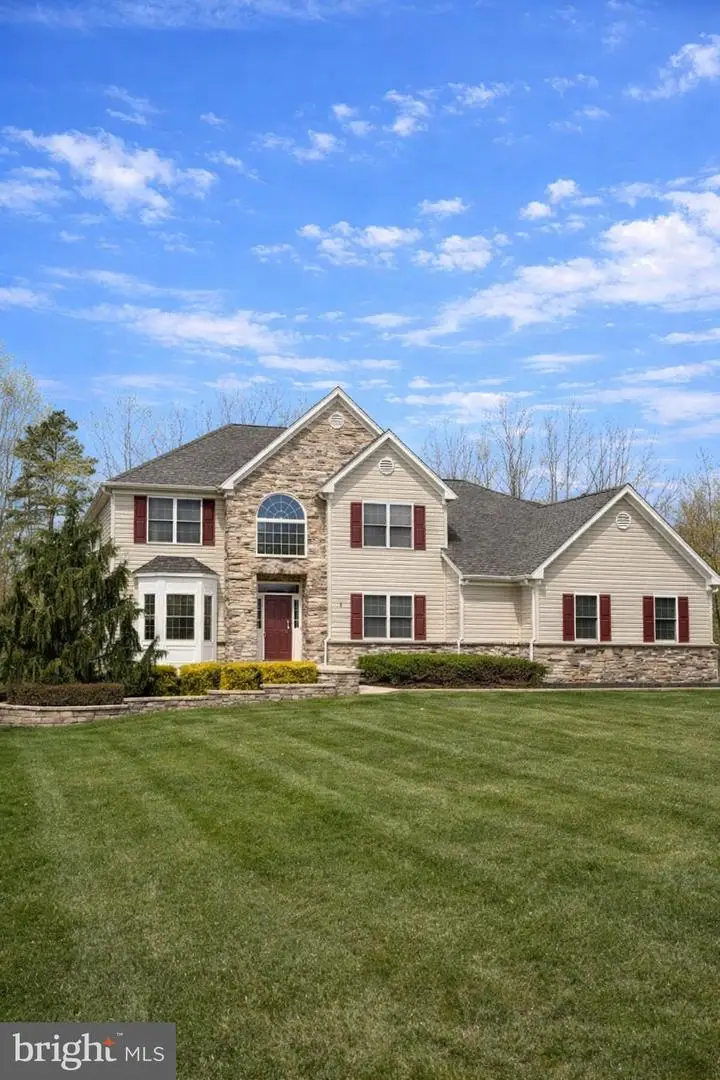 77 Hemlock Dr, New Egypt, NJ 08533 - #1