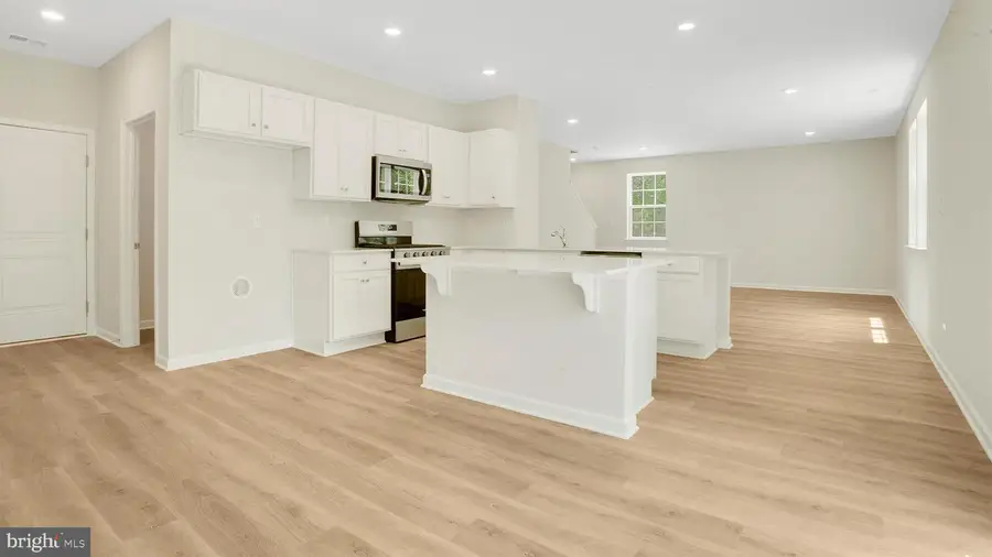 16 Half Hitch Rd, Barnegat, NJ 08005 - #3