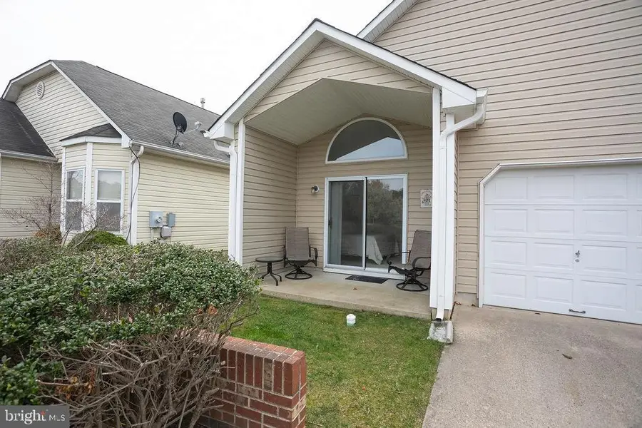 138 Atlantic Hills Blvd, Manahawkin, NJ 08050 - #2