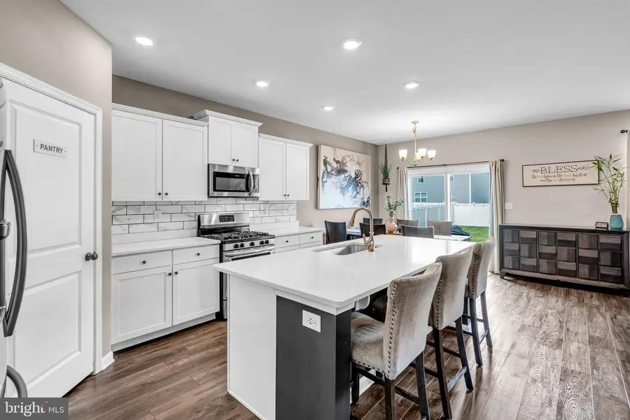 74 Bradshaw Dr, Manahawkin, NJ 08050 - #3