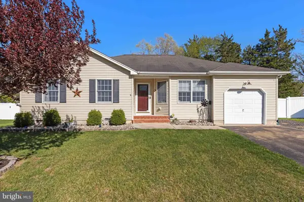 7 Sandy Ct, TUCKERTON, NJ 08087