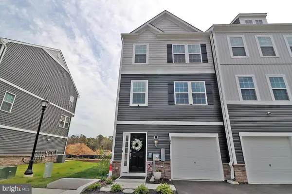 16 Baybreeze Dr, WARETOWN, NJ 08758