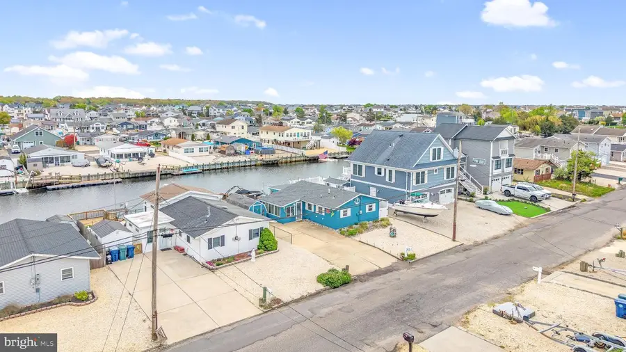 15 S Portland Dr, Tuckerton, NJ 08087 - #3