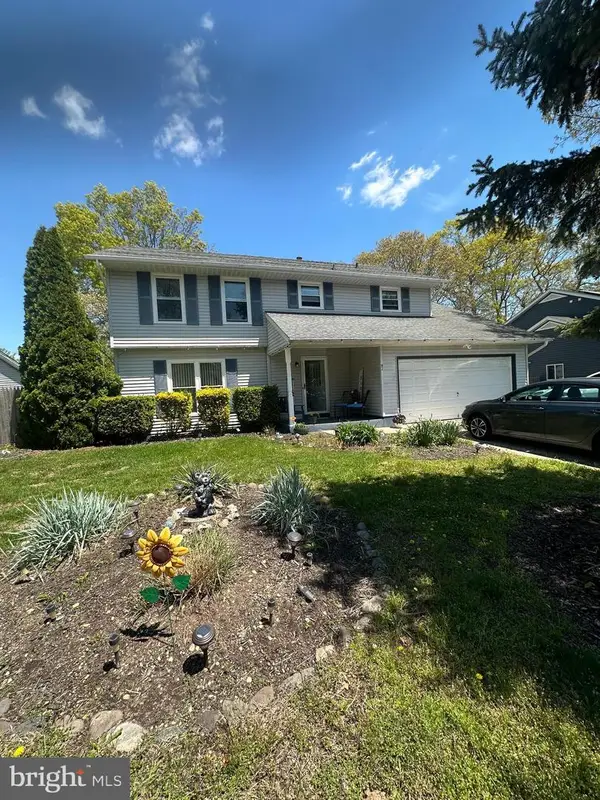 92 Hollybrook Dr, TUCKERTON, NJ 08087