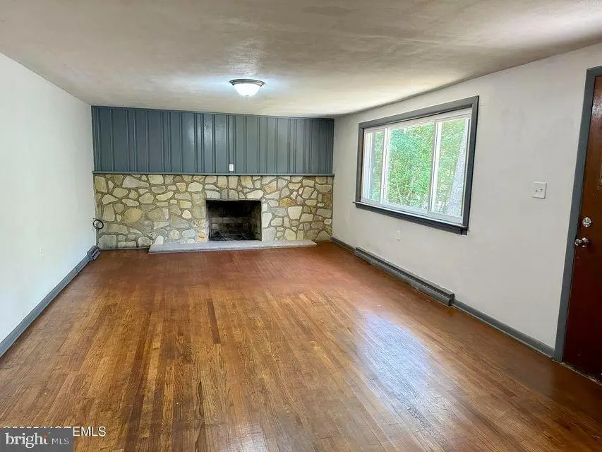 135 S Main St, Barnegat, NJ 08005 - #3