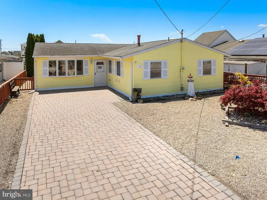 15 Lake Singleton Ct, Little Egg Harbor, NJ 08087 - #3