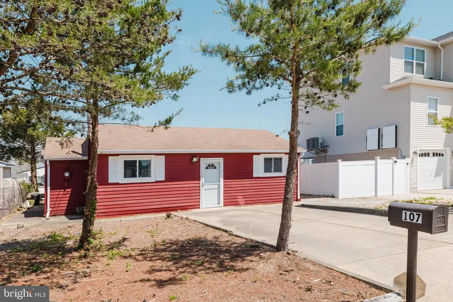 107 E Dory Dr, Tuckerton, NJ 08087 - #2