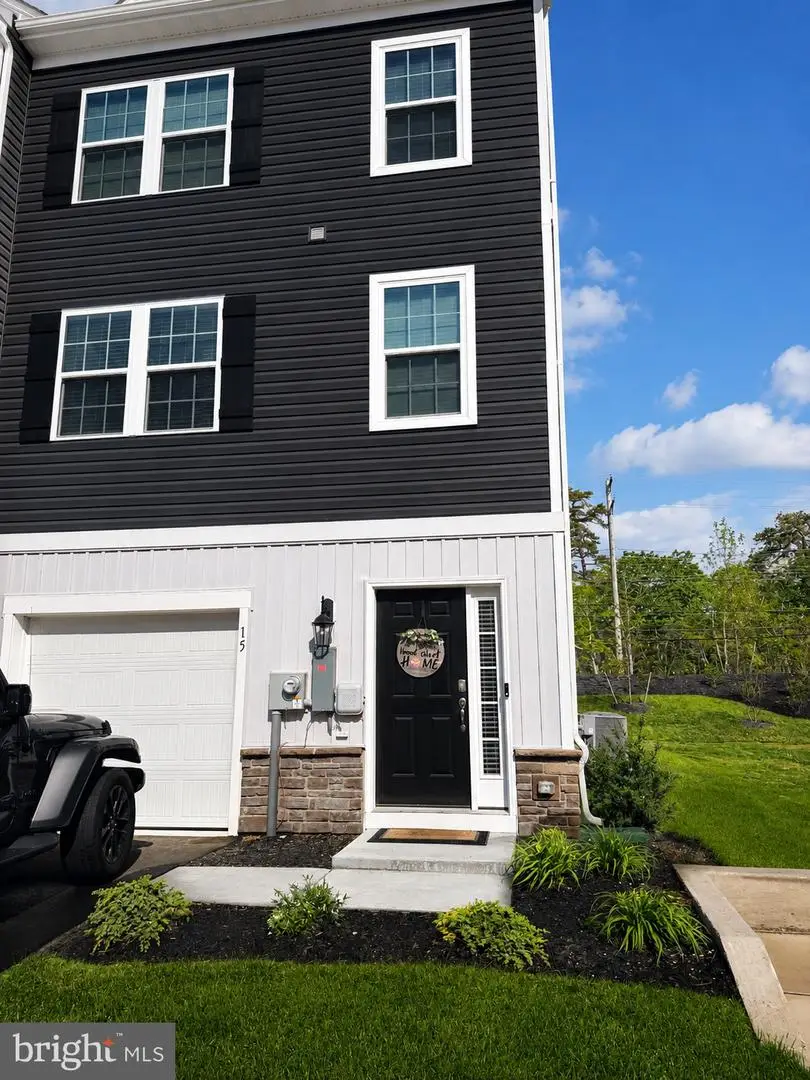 15 Baybreeze Dr, Waretown, NJ 08758 - #1