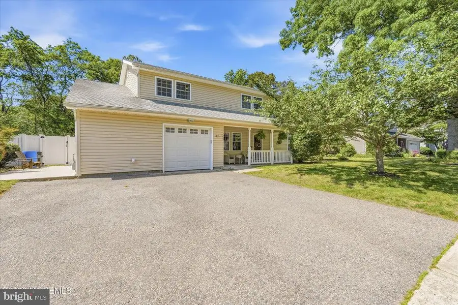 37 Spruce Cir S S, Barnegat, NJ 08005 - #2