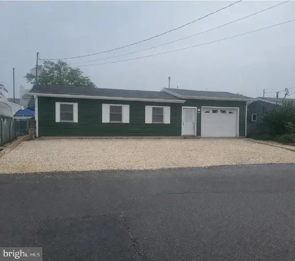 132 Morton Drive, MANAHAWKIN, NJ 08050