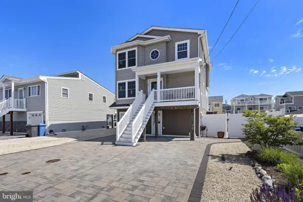 41 Harry Drive, MANAHAWKIN, NJ 08050
