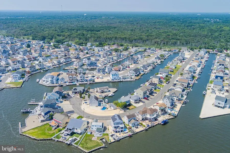 262 Evergreen Dr, Bayville, NJ 08721 - #3