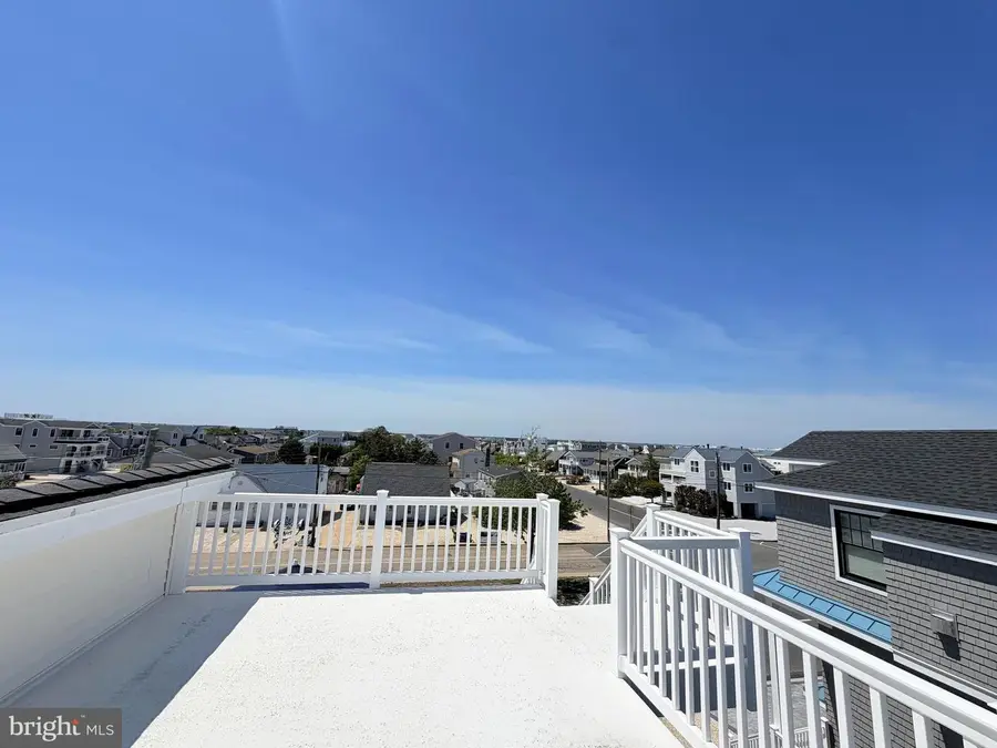 212 N Barnegat Ave, Surf City, NJ 08008 - #3