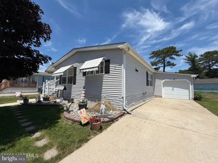 706 Evergreen Ct, Manchester, NJ 08759 - #3