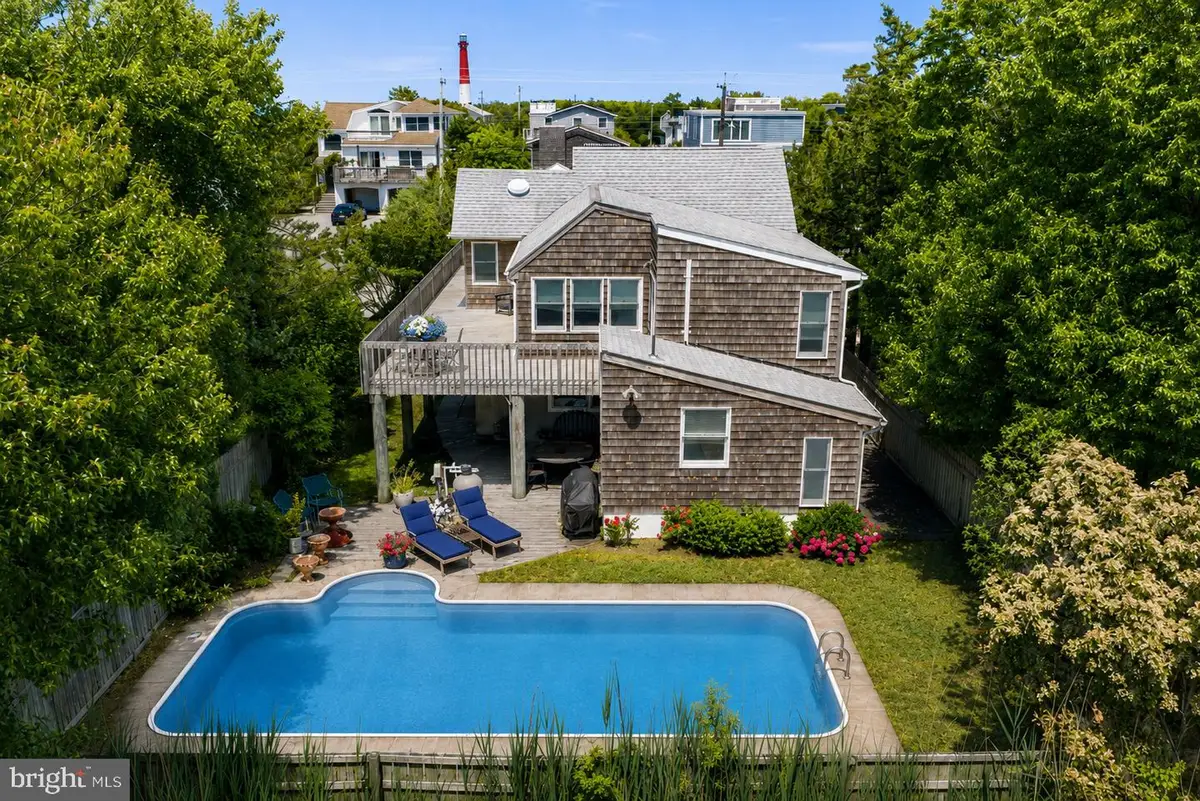 18 W 7th St, Barnegat Light, NJ 08006 - #1
