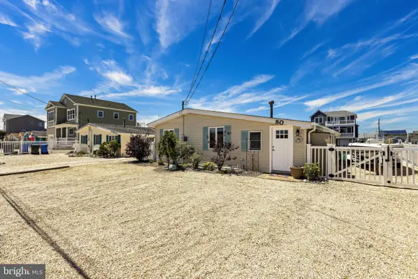 80 Mary Alice Road, MANAHAWKIN, NJ 08050