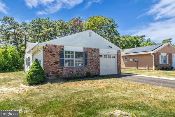 18 Whitecap Way, BRICK, NJ 08723